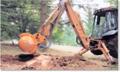 The stump grinder double heel rack scrapes soil from around a stump for better grinding access.